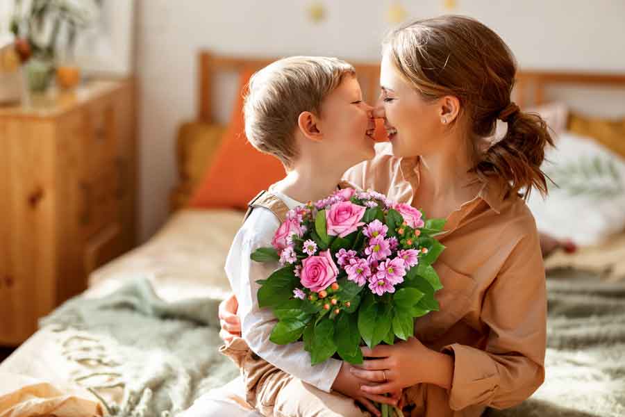 Regala un fiore per la festa della Mamma. Grazie a CNA il 10% di sconto
